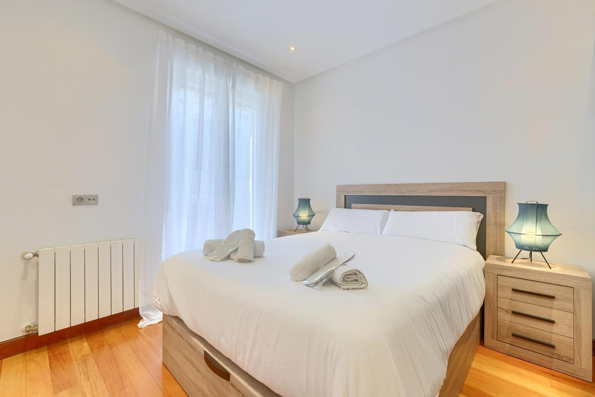 Ayuntamiento Cerca Del Casco Viejo & Parking Apartament *